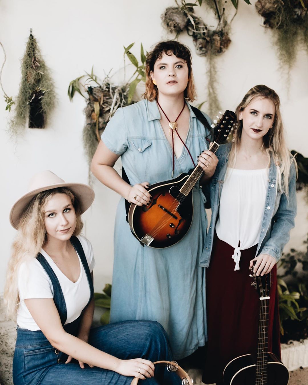 Three-piece female folk band